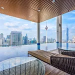 Cl24A 5-6Pax Klcc Sky Pool Condo