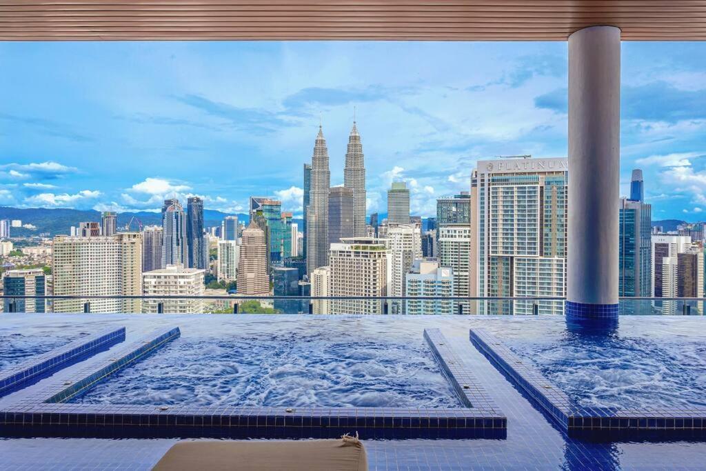 Pangsapuri Cl24a 5-6pax Klcc Sky Pool