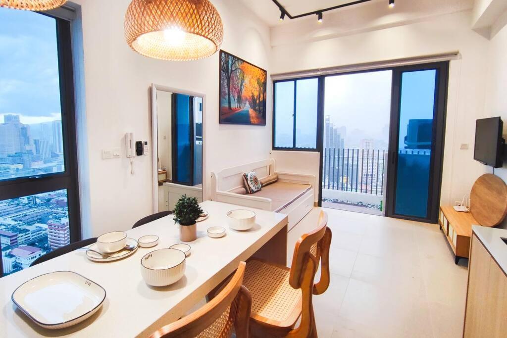 Cl24a 5-6pax Klcc Sky Pool Apartment *